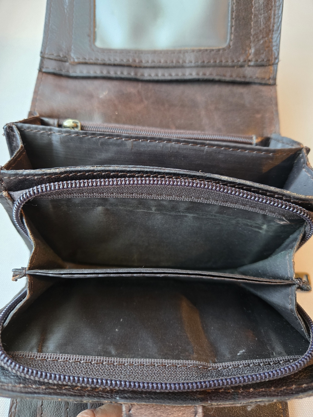 Patricia Nash Bark Leavez Metallic Brown Embossed Floral Wallet with Gold Bar - Picture 4 of 7